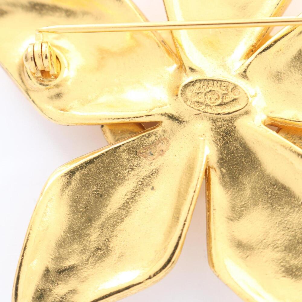 CHANEL Authentic Gold Logo Brooch - Picture 5 of 5